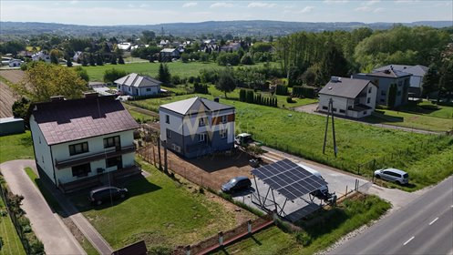 Nowoczesne mieszkanie z ogrodem i panelami fotowoltaicznymi mieszkanie Koszyce Wielkie