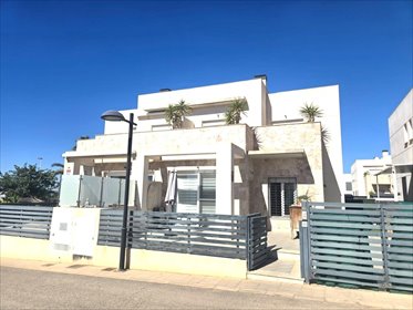 Zapraszam do nowoczesnego domu 103 m² z ogrodem i basenem mieszkanie Alicante, Costa Blanca