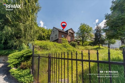Polecam przestronny dom 230 m² z dużą działką 6421 m² w Tresnej dom Tresna, Młodych
