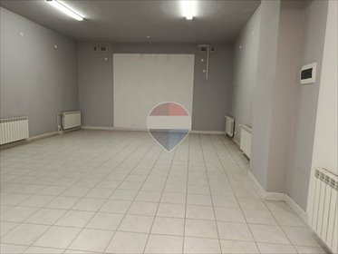 Atrakcyjny lokal 54 m2 na Wynajem w Radomiu lokal użytkowy Radom, Wyścigowa