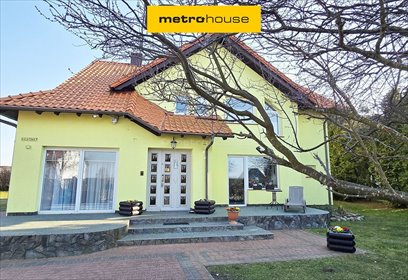 dom na sprzedaż 224m2 dom Karwieńskie Błoto Pierwsze, Kwiatowa