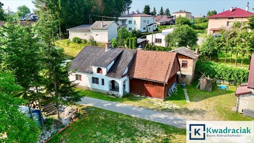 Sprzedam dom z potencjałem w Haczowie - 4 pokoje, dwa budynki dom Haczów