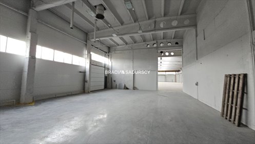 Hala magazynowa po remoncie (814 m²) z ogrzewaniem magazyn Olkusz