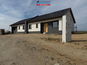 Nowoczesny dom bliźniaczy z dużym ogrodem i tarasem dom Dzierzążenko