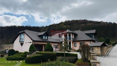 dom na sprzedaż 450m2 dom Kochanów