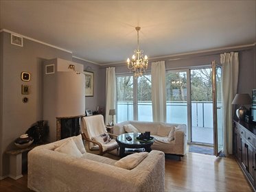 Do sprzedania przestronne 162,6 m² mieszkanie z garażem w Wawrze mieszkanie Warszawa, Wawer, Mrówcza