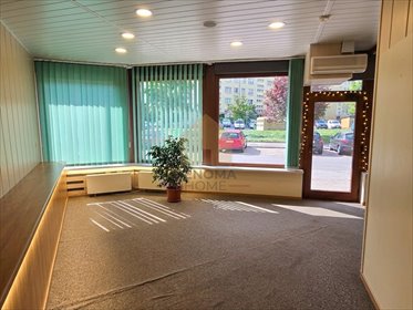 Na sprzedaż funkcjonujący lokal z mieszkaniem 118 m² w Wałbrzychu lokal użytkowy Wałbrzych