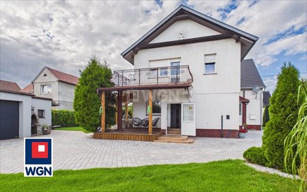 Na sprzedaż przestronny dom dwurodzinny 262 m² w Szprotawie dom Szprotawa, Dąbrowskiego