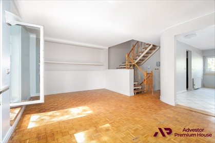 Przestronny dom w Ławicy z ogrodem, garażem i potencjałem dom Poznań, Ławica, Ławica, Janiny Porazińskiej