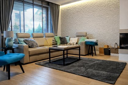 Luksusowy dom 200 m2 z ogrodem, garażem i klimatyzacją dom Konstancin-Jeziorna, Warszawska