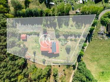 Sprzedam przestronny dom 320 m² z prywatnym lasem i kortem dom Obelzanki
