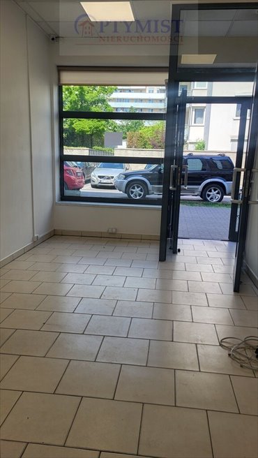 Lokal usługowy 20 m2 z witryną i parkingiem lokal użytkowy Warszawa, Praga-Południe, Gocław