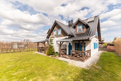Inwestycyjny dom z dwoma niezależnymi apartamentami dom Mosty, Deszczowa