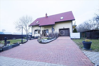 Przestronny dom 153 m² po remoncie, garaż, ogród, Darż dom Darż
