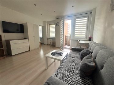 Na sprzedaż 31 m² kawalerka z balkonem, gotowa do zamieszkania mieszkanie Katowice, os. Paderewskiego, Sowińskiego