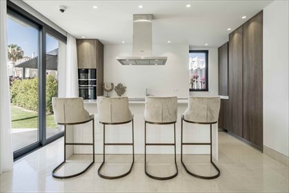 Dom na sprzedaż Hiszpania, Marbella 350m2 Foto 2