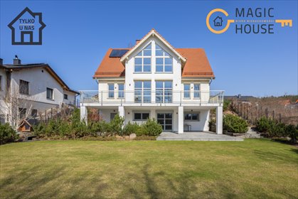 Nowoczesny dom 320 m² z garażem i solarami dom Juszkowo, Nadrzeczna
