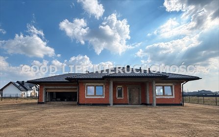 Nowoczesny dom 167,8 m² w Tajęcinie - stan surowy otwarty dom Tajęcina