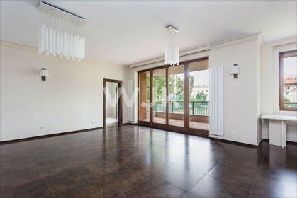 Na sprzedaż przestronne 4-pokojowe mieszkanie 134 m² z loggią i sauną mieszkanie Warszawa, Mokotów, Jazgarzewska