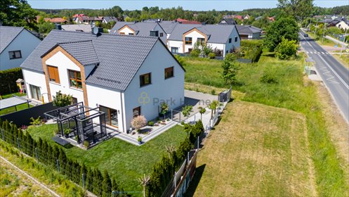 Zapraszam do obejrzenia luksusowego bliźniaka 133 m² z ogrodem dom Zielona Góra, Chynów