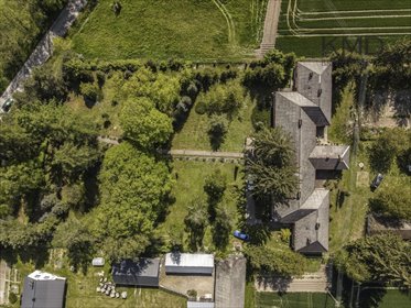 Sprzedam dworek z historią 500 m² w Żukowie-Kolonii dom Żuków-Kolonia