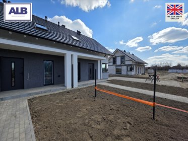 Sprzedam dom bliźniaczy 115 m² z dużym ogrodem w Ostaszewie dom Ostaszewo, Piękna