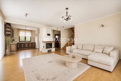Sprzedam dom z dużą działką 2100 m² w Falentach Nowych dom Falenty Nowe