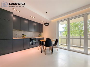 Dwupokojowe mieszkanie z balkonami, garażem i widokiem - polecam! mieszkanie Bielsko-Biała, Kamienica