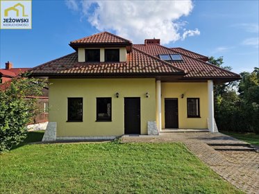 Nowoczesny dom pod wynajem, 250 m², garaż, 4 wejścia dom Kazimierz Dolny