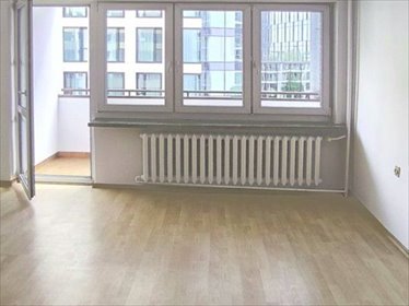 Polecam 3-pokojowe mieszkanie z loggią przy Chmielnej mieszkanie Warszawa, Wola Mirów, Chmielna