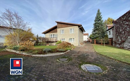 Przestronny dom 220 m² z warsztatami i garażem w Grabówce dom Częstochowa, Grabówka, Odrodzenia