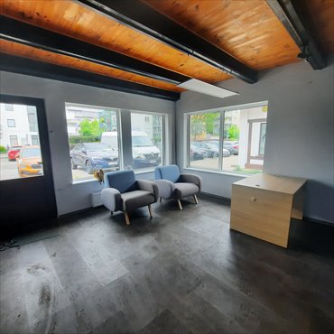Polecam funkcjonalny lokal biurowy 28,6 m² na Koniuchach lokal użytkowy Toruń, Koniuchy