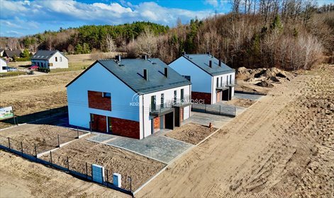 Nowoczesny bliźniak 121,68 m² z wykończonym strychem dom Kębłowo Nowowiejskie
