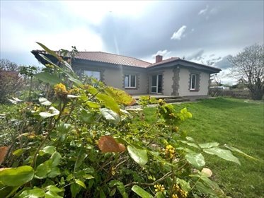 Sprzedam przestronny dom 199 m² z ogrodem i garażem w Warzymicach dom Warzymice