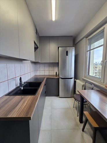 Do sprzedania atrakcyjne 3-pokojowe mieszkanie 58 m² z komórką mieszkanie Zduńska Wola
