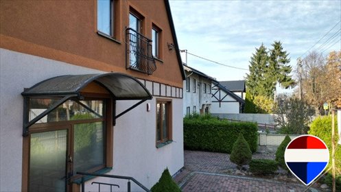 Dom z działalnością i komfortową częścią mieszkalną dom Cedry Wielkie, Osadników Wojskowych