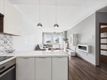 Sprzedam komfortowe mieszkanie 44,69 m² z loggią i komórką w Rzeszowie mieszkanie Rzeszów, Słocina, Henryka Wieniawskiego