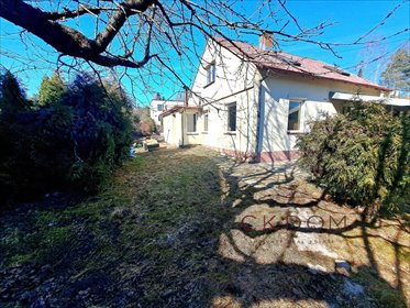 Dom z dużą działką i potencjałem remontu w Zalesiu dom Kielce, Zalesie