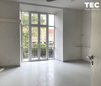 Na wynajem przestronny lokal usługowy 150 m² z widokiem na Kościół Mariacki lokal użytkowy Kraków, Śródmieście, Plac Szczepański