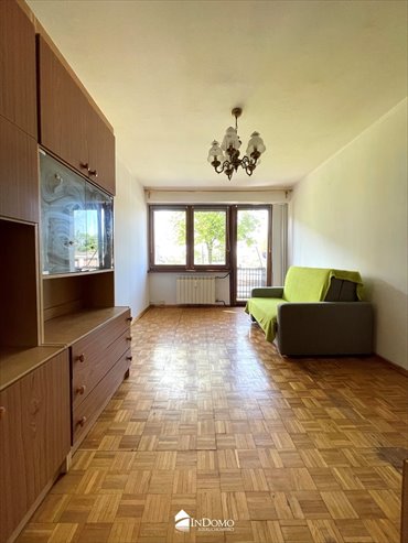 Przestronne 2 pokoje z balkonem na parterze, aranżacja mieszkanie Piotrków Trybunalski