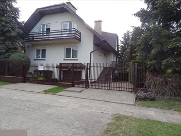 Przestronny dom 227 m² z kominkiem, balkonami i garażem dom Radom, Dzierzków, Kaszubska