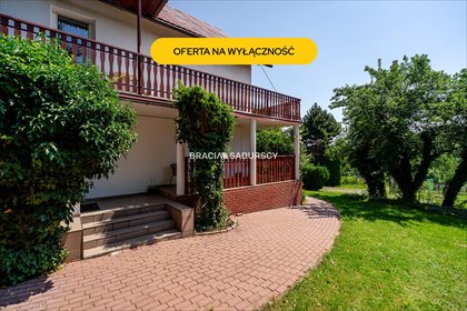 Przestronny dom z możliwością agroturystyki i firmy dom Łazy