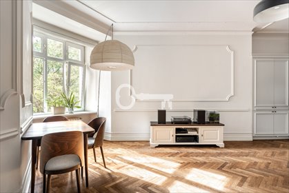 Na wynajem przestronne 88 m² w eleganckiej kamienicy mieszkanie Warszawa, Śródmieście Południowe, Lwowska