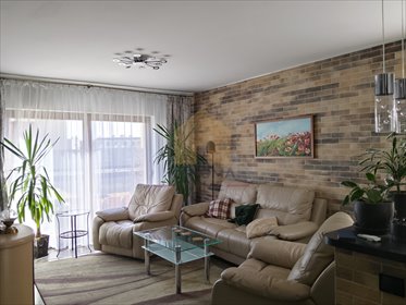 Dom bliźniak z tarasem i garażem w Legnicy dom Legnica