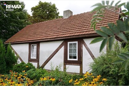 Na sprzedaż urokliwy dom z 1894 r. na dużej działce 15 066 m² dom Sprowa