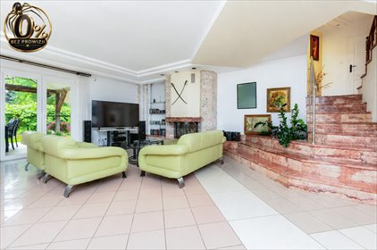 Sprzedam dom z niezależną częścią usługową 292 m² w Kwirynowie dom Stare Babice