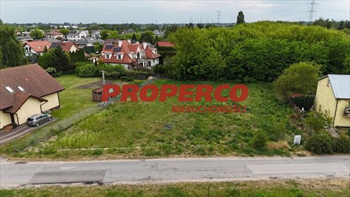 Sprzedam działkę 858 m² z mediami i dojazdem asfaltowym działka Zielonki-Wieś