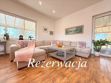 Parterowy dom 110 m² z PV, ogrzewaniem podłogowym dom Dobra