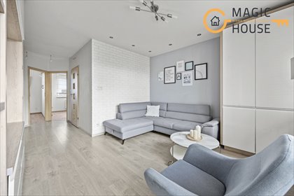 Przestronne 3-pokojowe mieszkanie z potencjałem adaptacji poddasza mieszkanie Rumia, Saperów