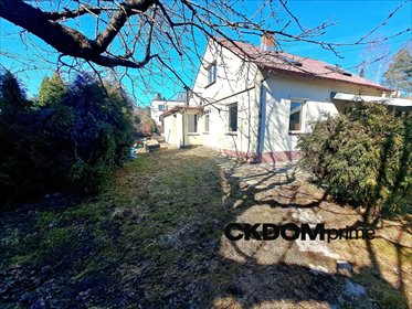 Dom z dużą działką i potencjałem remontu w Zalesiu dom Kielce, Zalesie